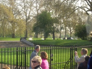 Runner at the park at Kensington Palace