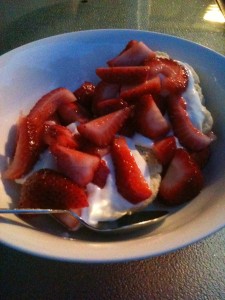 strawberry scone-cake